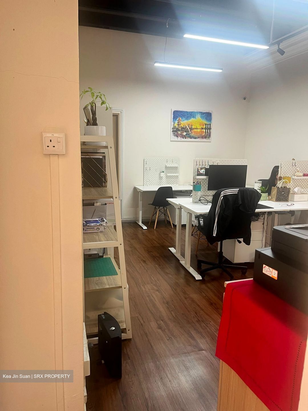 Sago Street (D1), Office #605469481